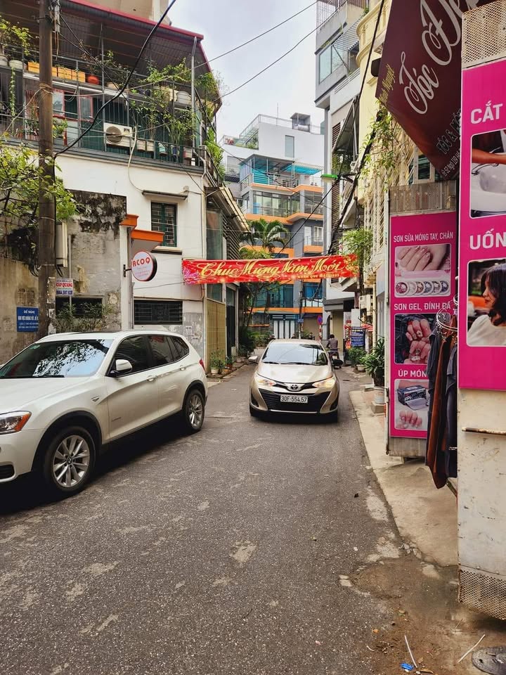 Nhà phố Tây Sơn 45m² giá 4.9 tỷ - Ô tô đỗ cửa, an sinh tuyệt vời!