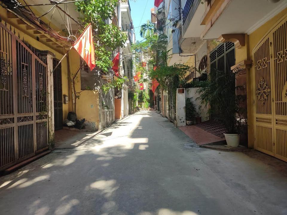 Nhà 5 tầng Xuân Phương, Nam Từ Liêm, 40m² - Thiết kế hiện đại, giá 6.15 tỷ