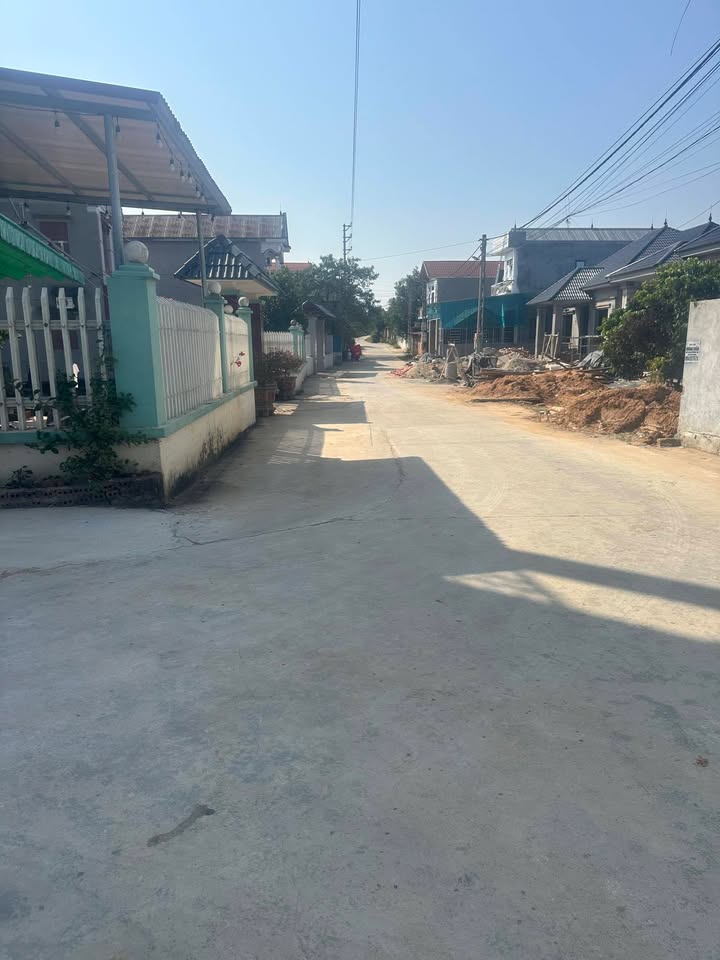 Đất nền Quỳnh Sơn Yên Dũng 126m² giá thỏa thuận - Vị trí đẹp, đường thông các ngả!