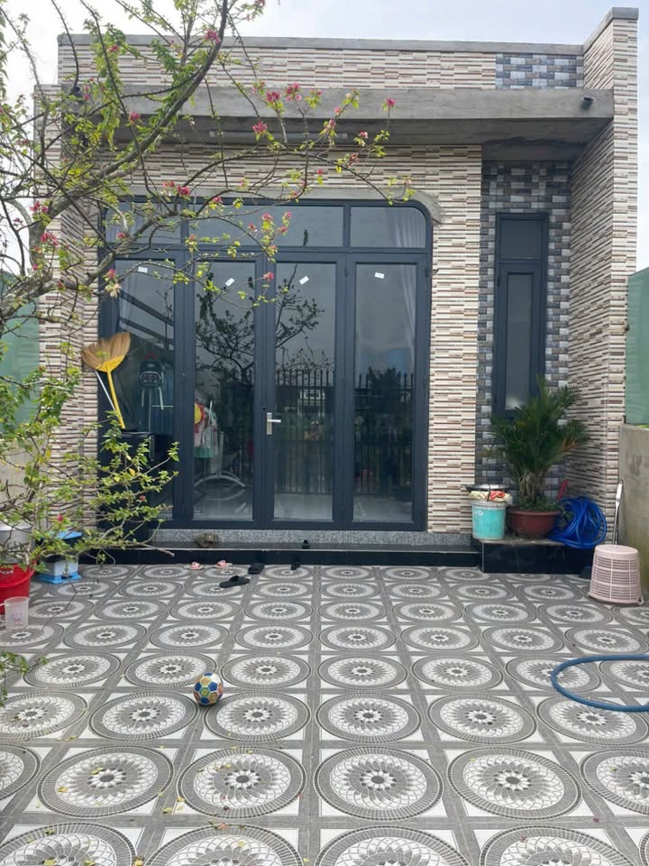 Nhà bán Hắc Dịch, Phú Mỹ 100m² giá 750 triệu - Gần sân bóng Trung Hiếu!