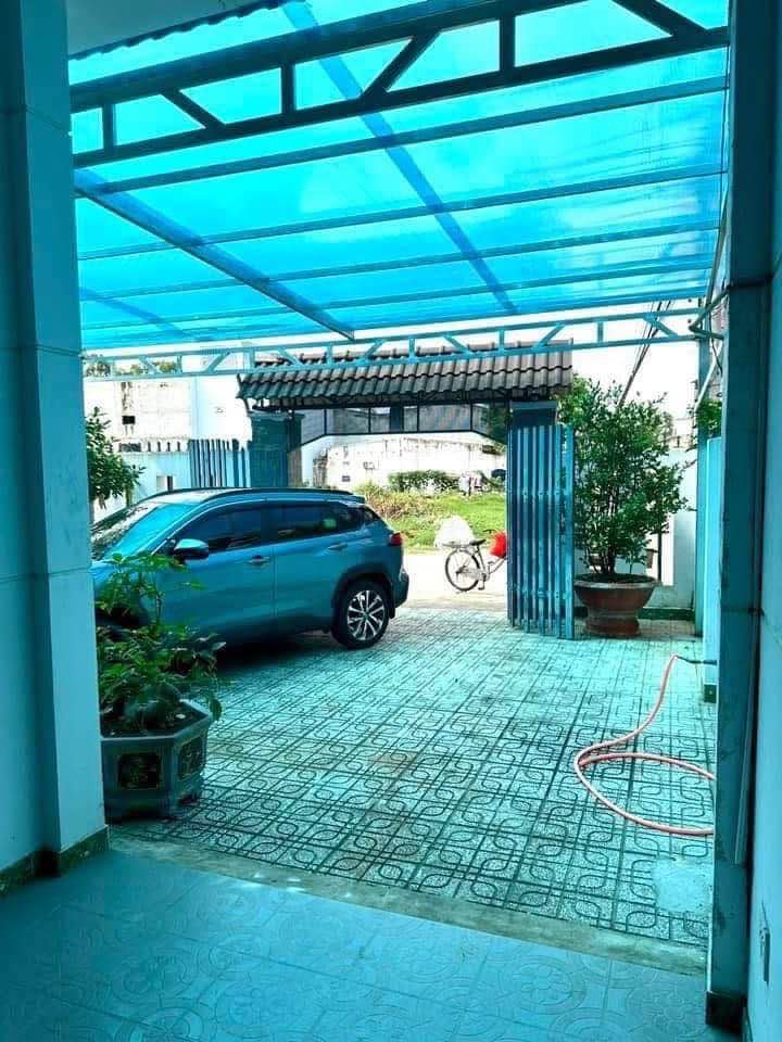 Nhà cho thuê Hiệp Thành, Thủ Dầu Một 232m² giá 10 triệu - Nội thất đầy đủ, rộng rãi!