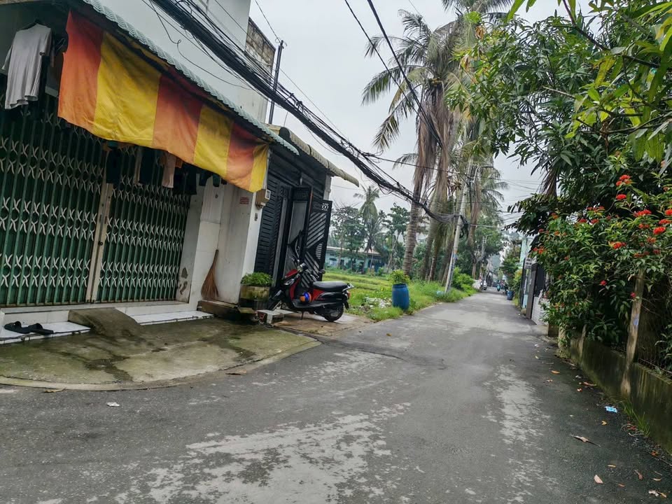 Nhà cấp 4 gác lửng hẻm 1047 Tỉnh lộ 43, Thủ Đức, 72m² giá chỉ 3.85 tỷ - Mua ngay kẻo lỡ!