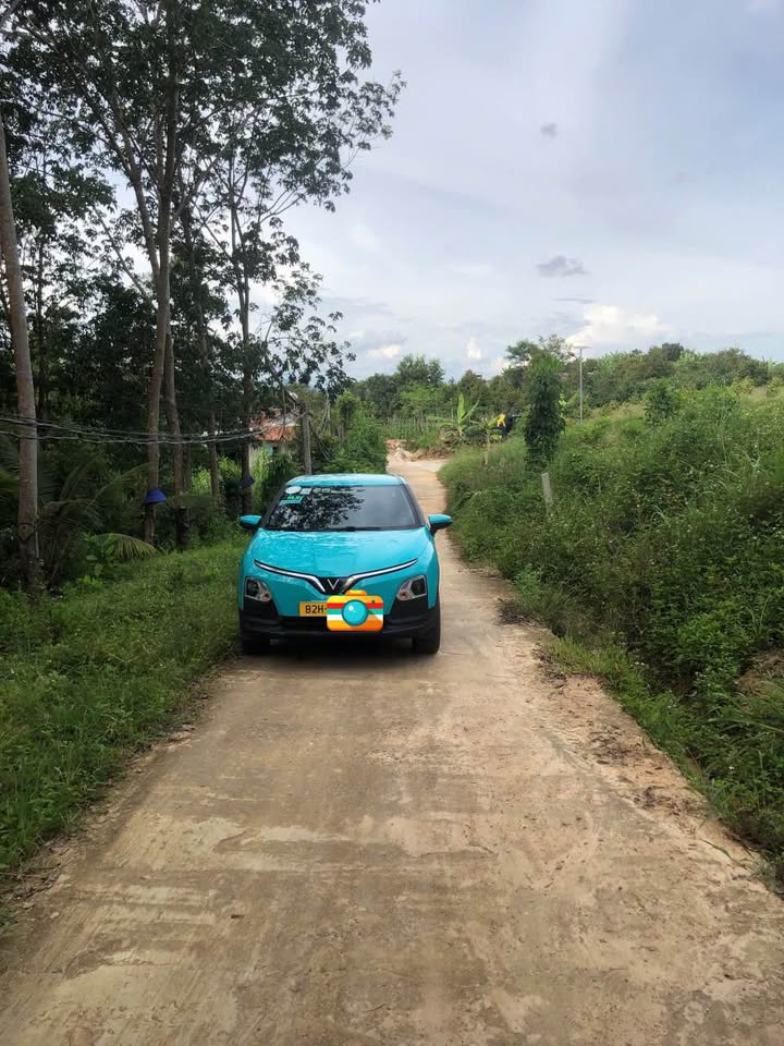 Đất thổ cư Chư Hreng Kon Tum 200m² giá 300 triệu - Bán gấp, cơ hội hiếm có!