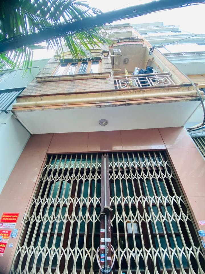 Nhà phố Hồ Bá Kiện, Q10, 35m² giá 7.8 tỷ - Cơ hội đầu tư hấp dẫn!