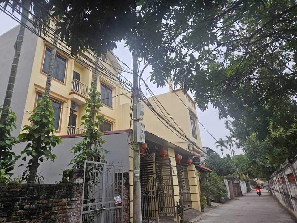 Đất phân lô Cự Khối Long Biên 98m² giá 15 tỷ - View thoáng vĩnh viễn!