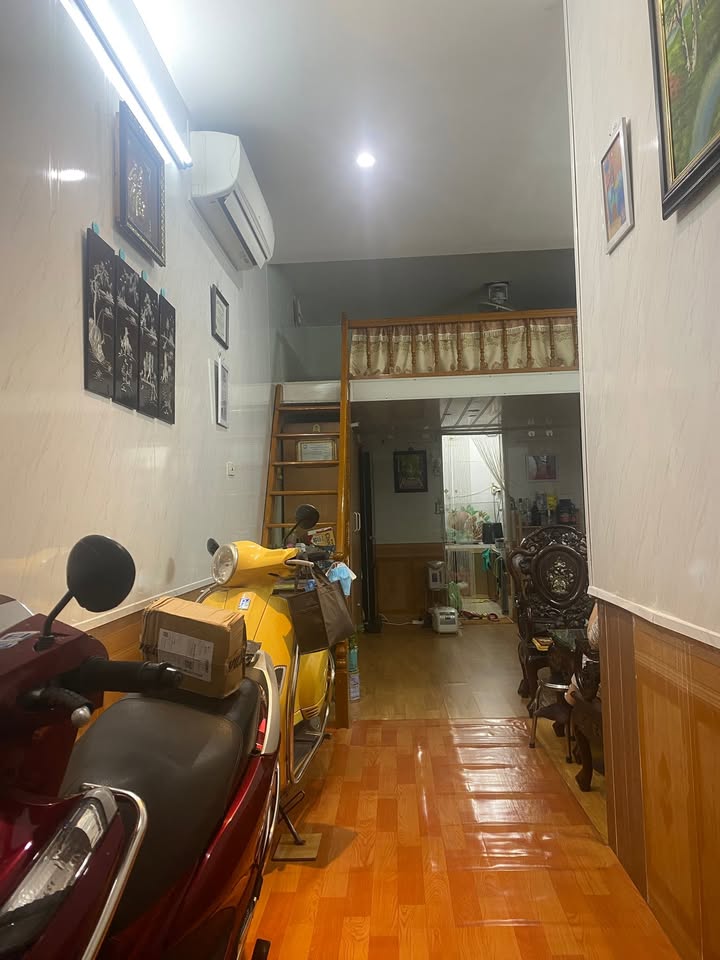 Căn hộ TT tầng 1 đường Lò Đúc, Hà Nội 40m² giá 5.1 tỷ - Diện tích sử dụng rộng rãi hiếm có!