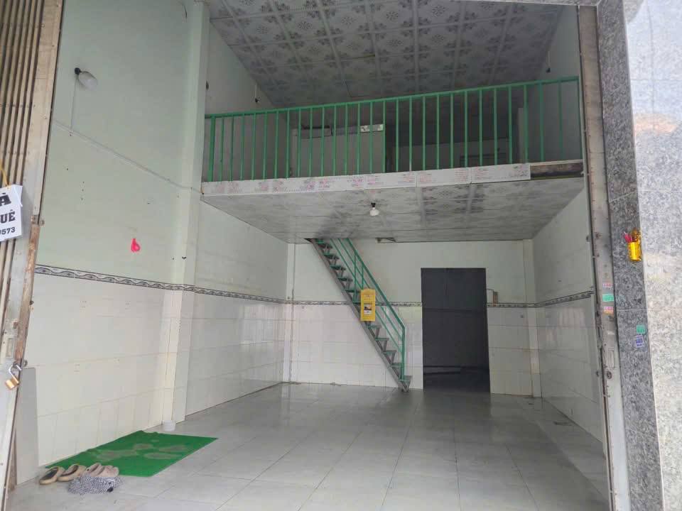 Cho thuê nhà nguyên căn mặt tiền Liên Khu 8-9, Bình Tân 45m² giá 8 triệu - Kinh doanh thuận lợi!