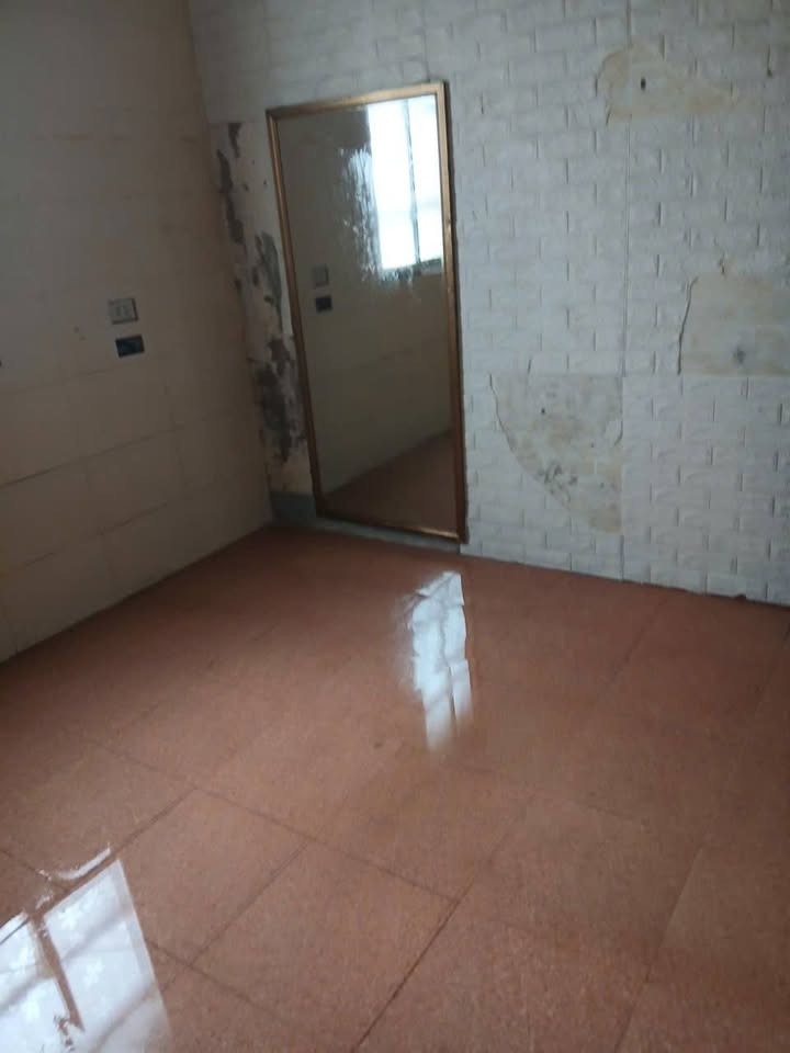 Nhà 2 tầng phường Cửa Nam 160m² giá 3 triệu - Sẵn sàng cho thuê ngay!