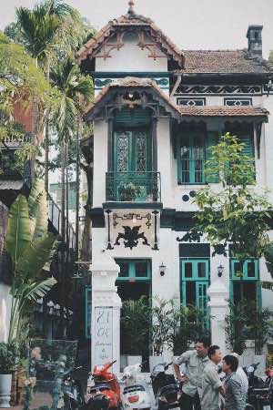 Cho thuê biệt thự Ngô Thì Nhậm Hoàn Kiếm 280m² giá 100 triệu - Vị trí đẹp trung tâm!