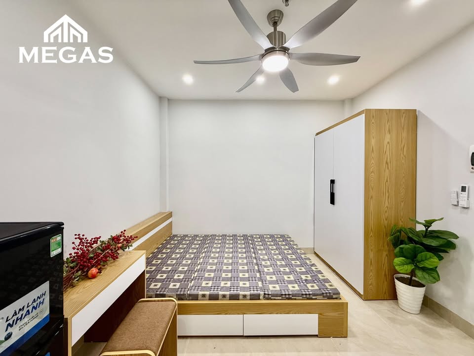 Phòng Studio Trung Kính 45m² giá 4 triệu - Tiện ích đầy đủ, gần Vincom Trần Duy Hưng!