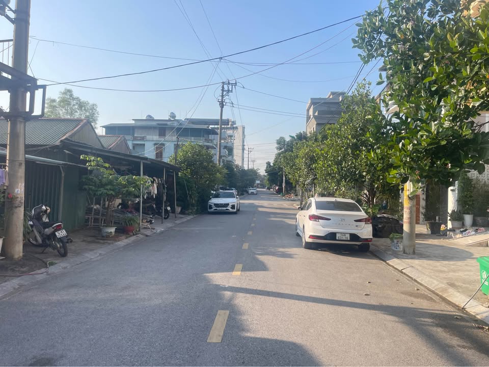 Nhà cấp 4 Móng Cái 81m² giá thỏa thuận - Hướng Tây Nam, gần Tivi To!