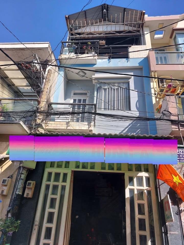 Nhà phố 2 lầu tại Bình Tân 40m² giá chỉ 4.25 tỷ - Chính chủ bán gấp!