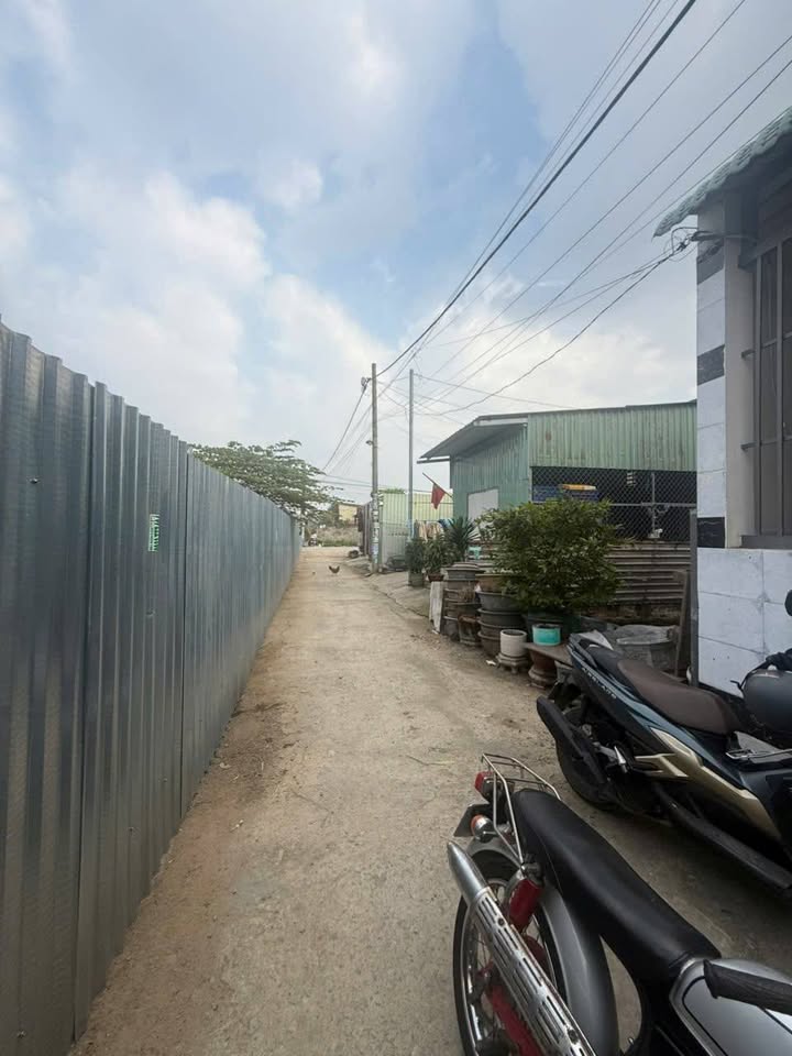 Nhà gác lửng Vĩnh Lộc B 75m² giá 1.65 tỷ - Bán gấp chính chủ!