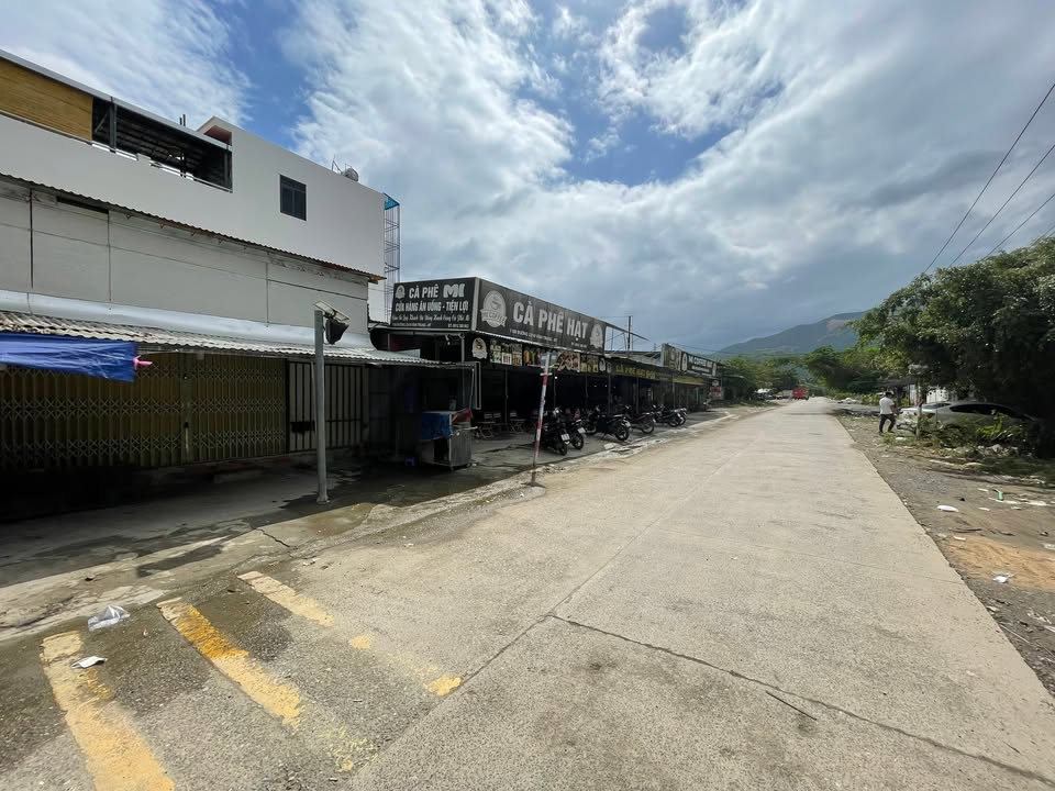 Đất mặt tiền đường Xuân Sơn, Vĩnh Trung, Nha Trang 79.8m² - Giá chỉ 2.45 tỷ!
