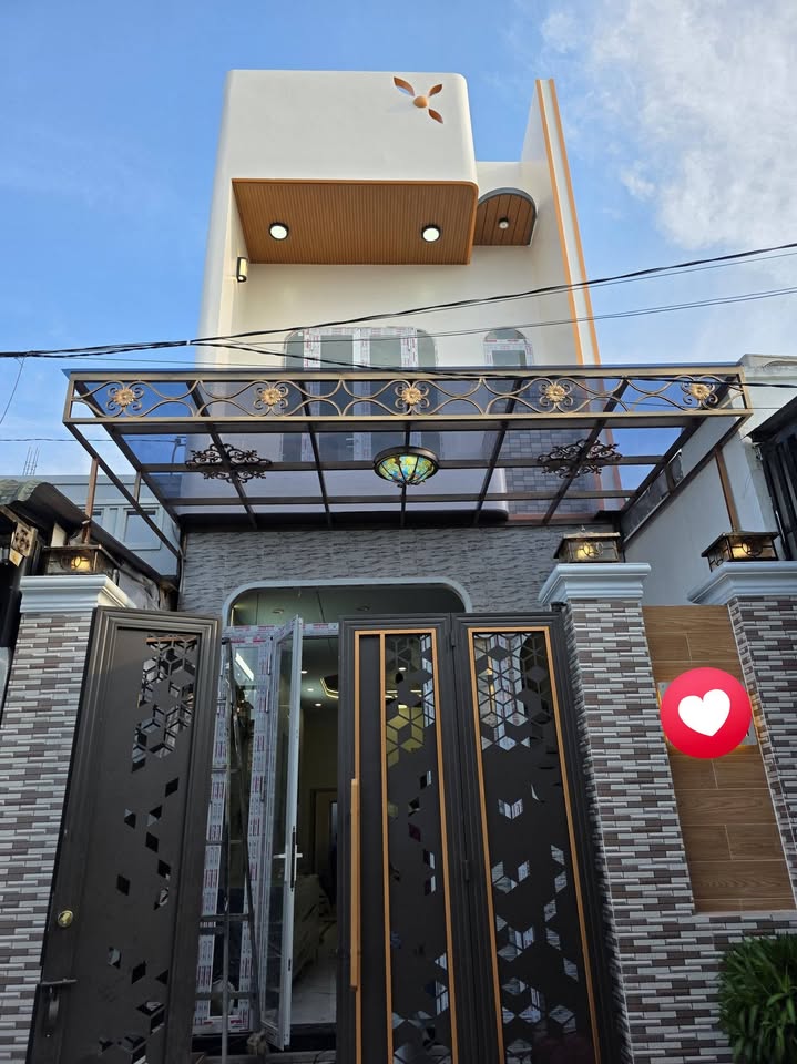 Nhà mới hiện đại 3 phòng ngủ tại An Bình, Cần Thơ - Giá chỉ 2.79 tỷ