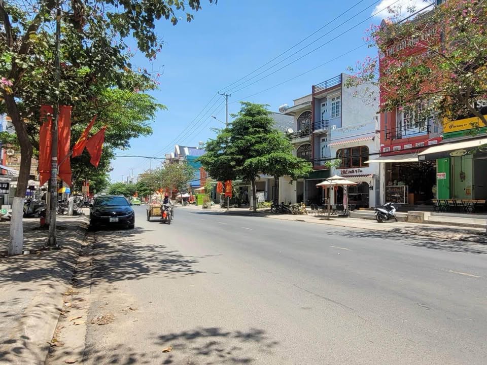 Đất mặt tiền Quốc lộ 27, Đơn Dương, 300m² chỉ 2,5 tỷ - Cơ hội đầu tư lý tưởng!