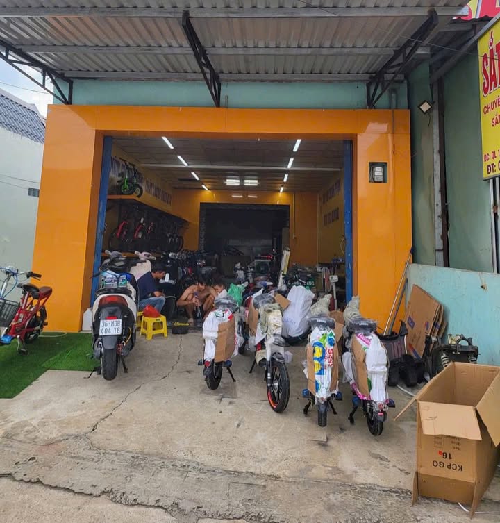 Nhà cho thuê mặt tiền đường Nguyễn Văn Thành 260m² giá 8 triệu - Kinh doanh thuận lợi!