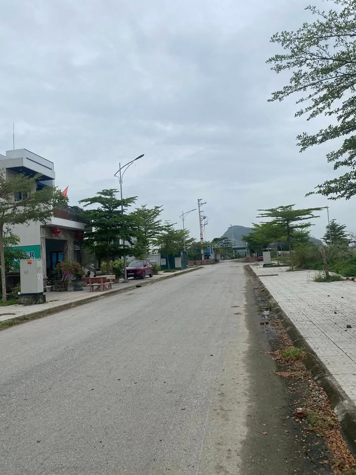 Đất thổ cư Thiệu Giao 100m² giá 1 tỷ - Sổ đỏ chính chủ trao tay!