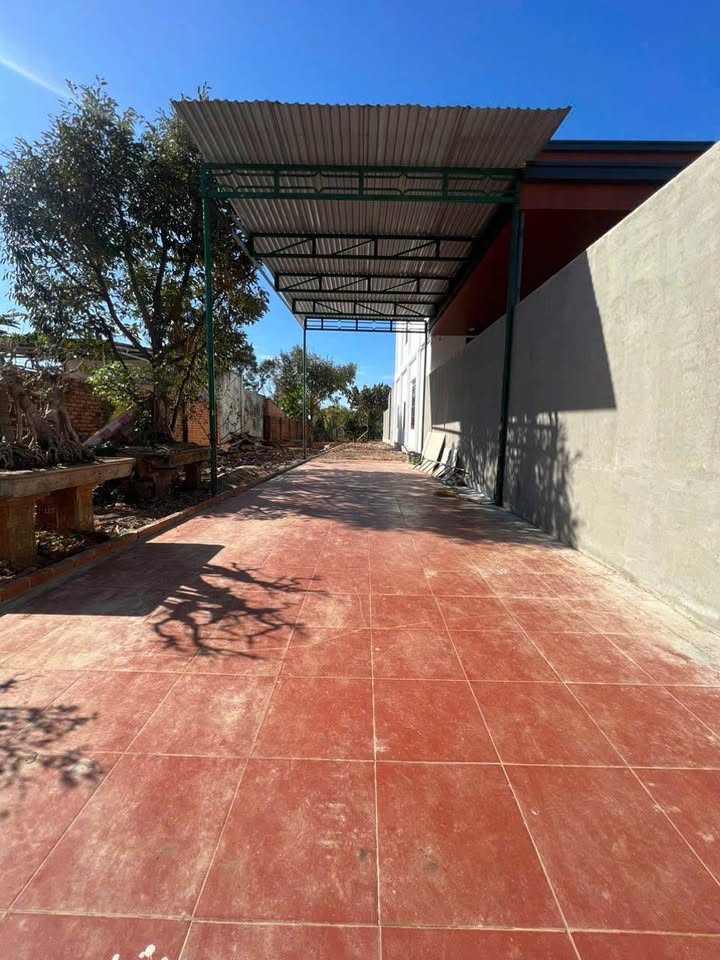 Đất mặt tiền đường nhựa phường Ea Kao 1300m² giá 4.4 tỷ - Tiềm năng du lịch lớn!