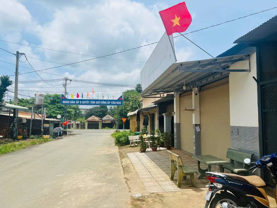 Nhà phố Bình Sơn, Long Thành 190m² giá 1 tỷ - Nhà đẹp, sẵn sàng vào ở!