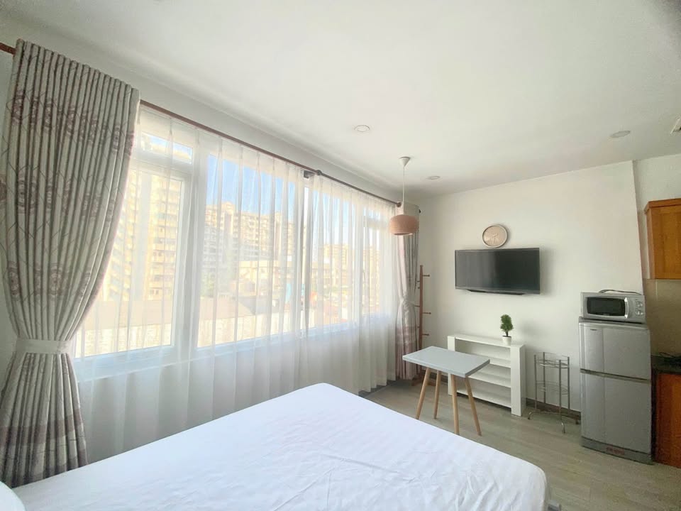 Căn hộ dịch vụ cho thuê quận Bình Thạnh 40m² giá 11 triệu - View đẹp, sẵn sàng vào ở!