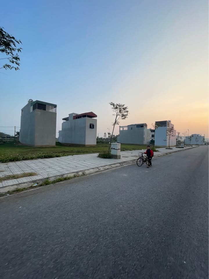 Đất nền Đông Cương 100m² giá 1.8 tỷ - Cơ hội đầu tư sinh lời!