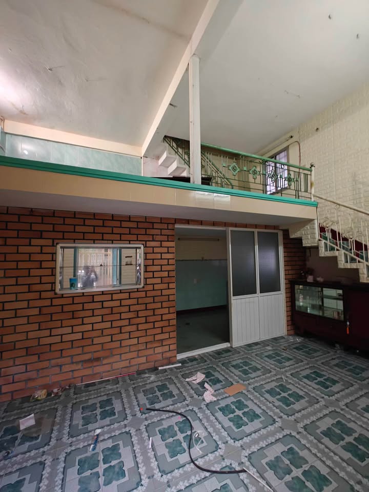 Nhà 3 Tầng Hẻm 3 Phường Lê Lợi Quy Nhơn 31m² Giá 3 Tỷ - Gần Biển và Trường Học!