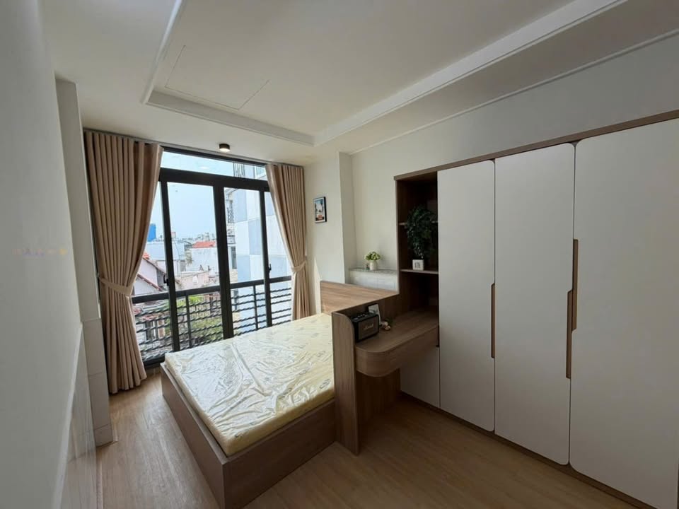 Studio Hoàng Hoa Thám, Phú Nhuận 25m² giá 4.5 triệu - Full nội thất, ban công riêng!
