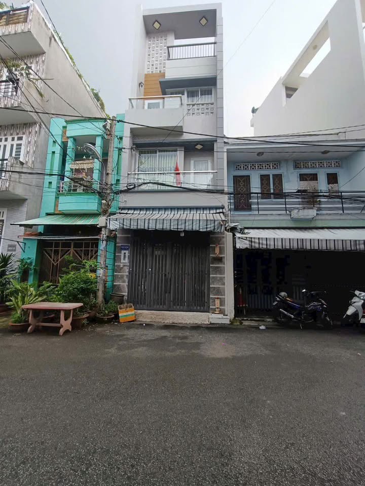 Nhà phố Tân Hóa, Quận 6, 79.1m² giá 8.4 tỷ - Đang cho thuê 18.5 triệu/tháng!
