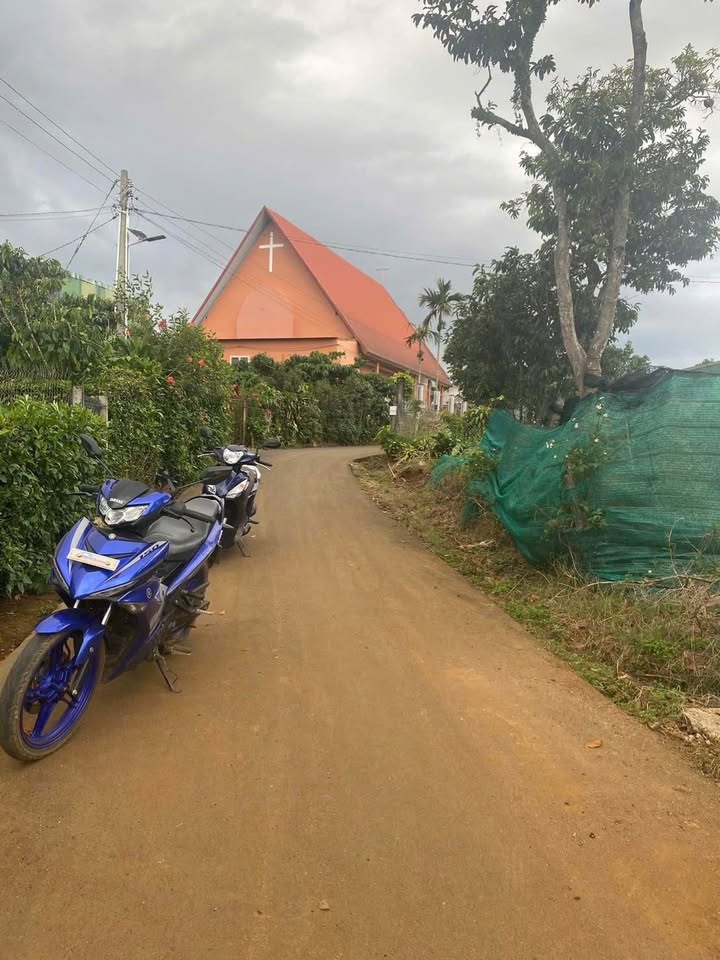 Nhà bán Lộc Phát Bảo Lộc 30m² giá 4.5 tỷ - Vị trí đắc địa gần nhà thờ!