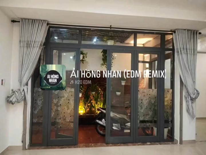 Nhà 3 tầng Lương Ngọc Quyến Đà Nẵng 72m² giá 6 tỷ - Tiện ích gần chợ Đống Đa!