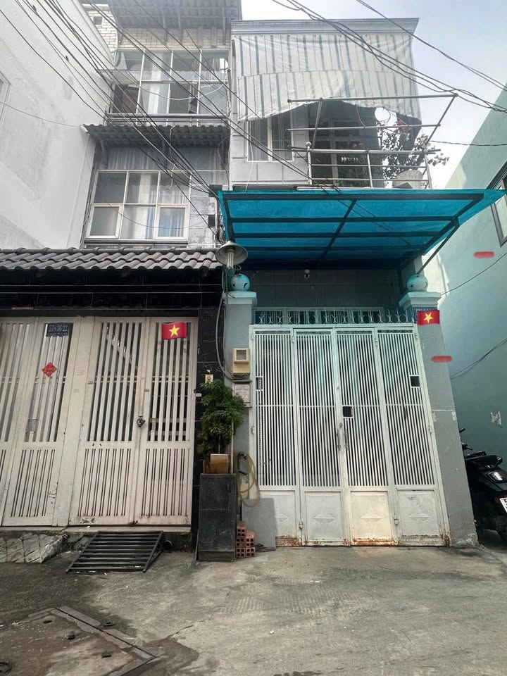 Nhà bán Gò Vấp 27m² giá 3.39 tỷ - Vị trí an ninh, hẻm rộng