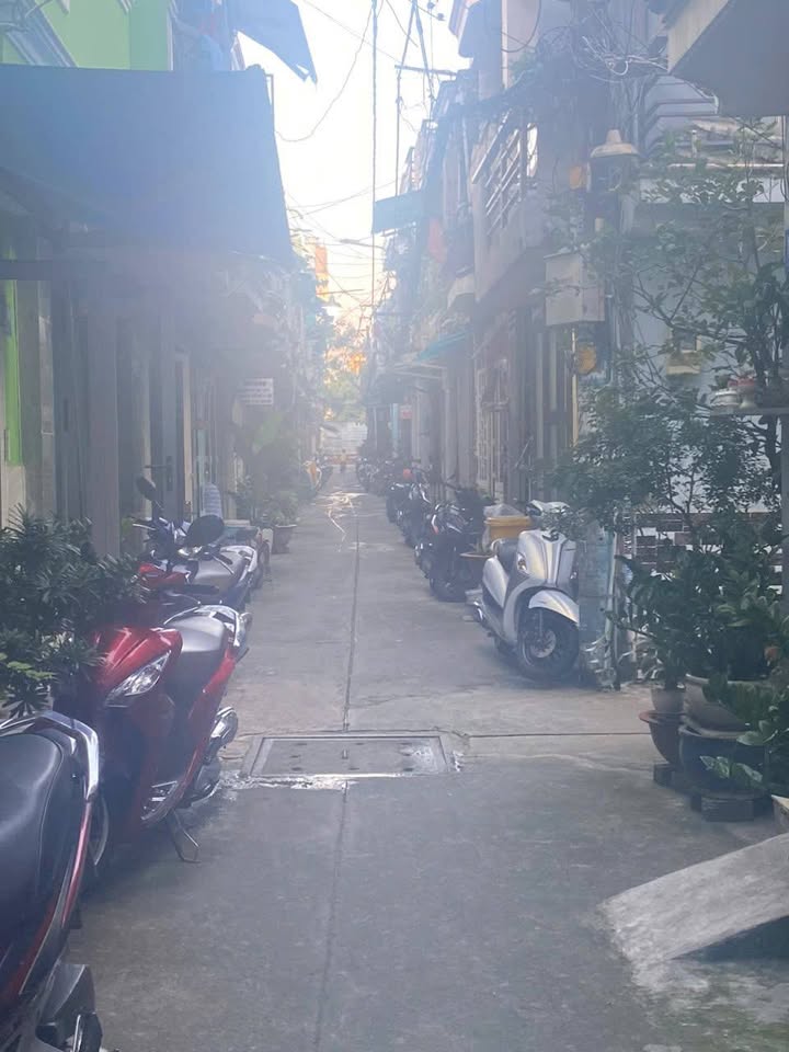 Nhà 2 Tầng Hẻm 3.5m Phạm Văn Chiêu Gò Vấp 28m² giá 3.05 tỷ - Cơ hội vàng cho nhà đầu tư!