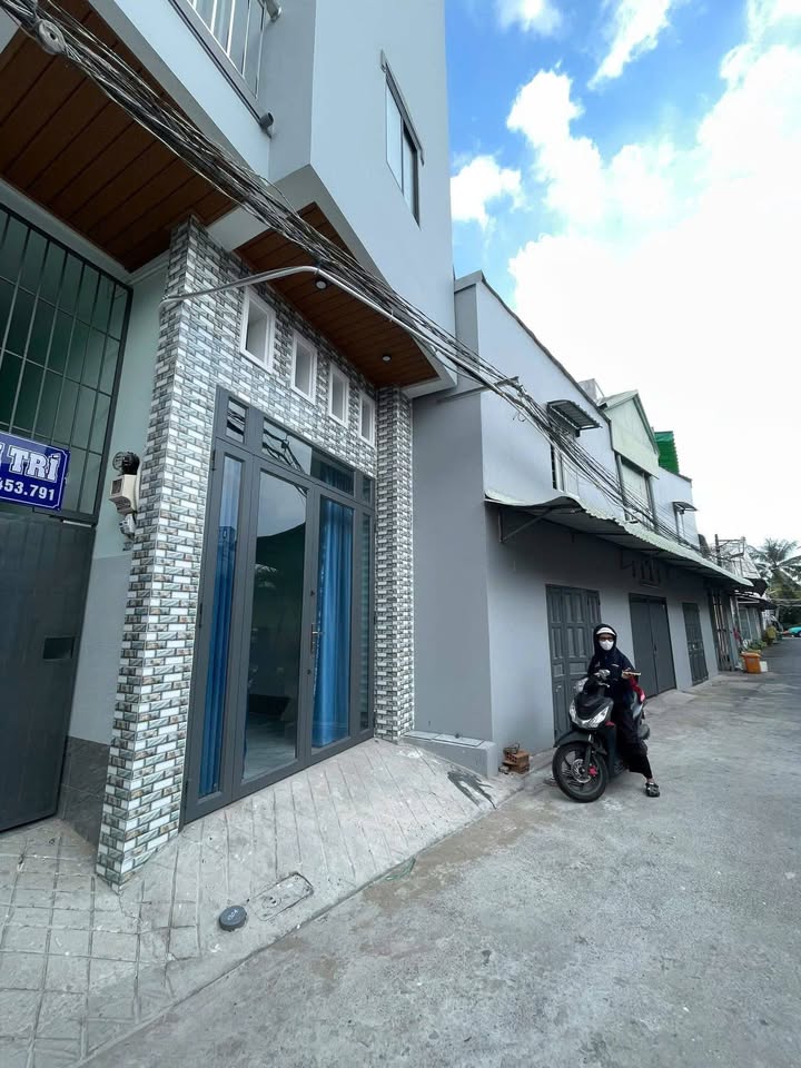 Nhà cho thuê 2 phòng ngủ tại hẻm 12 đường 3/2, Đà Nẵng - Chỉ 4.5 triệu/tháng!