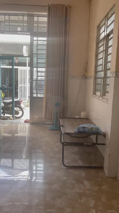 Nhà 2 tầng hẻm 5 Võ Tánh Cái Răng 56m² giá 2.1 tỷ - Tiềm năng kinh doanh hấp dẫn!