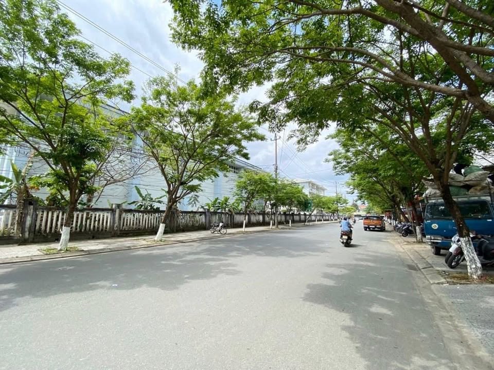 Bán lô đất 117m² đường Vũ Xuân Chiêm - Sổ đỏ chính chủ, giá 7 tỷ thương lượng!