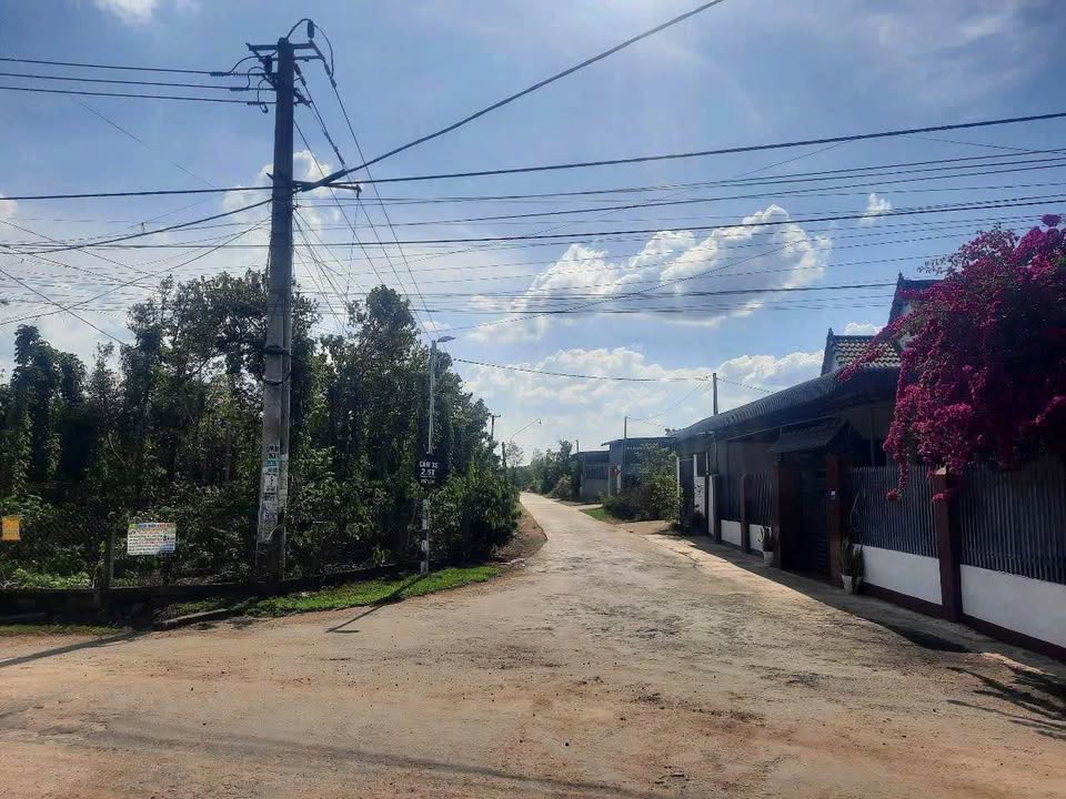 Bán đất mặt tiền đường nhựa 10m, thôn 2, phường Ea Kao, 250m² - Vị trí đẹp, đầu tư tiềm năng!