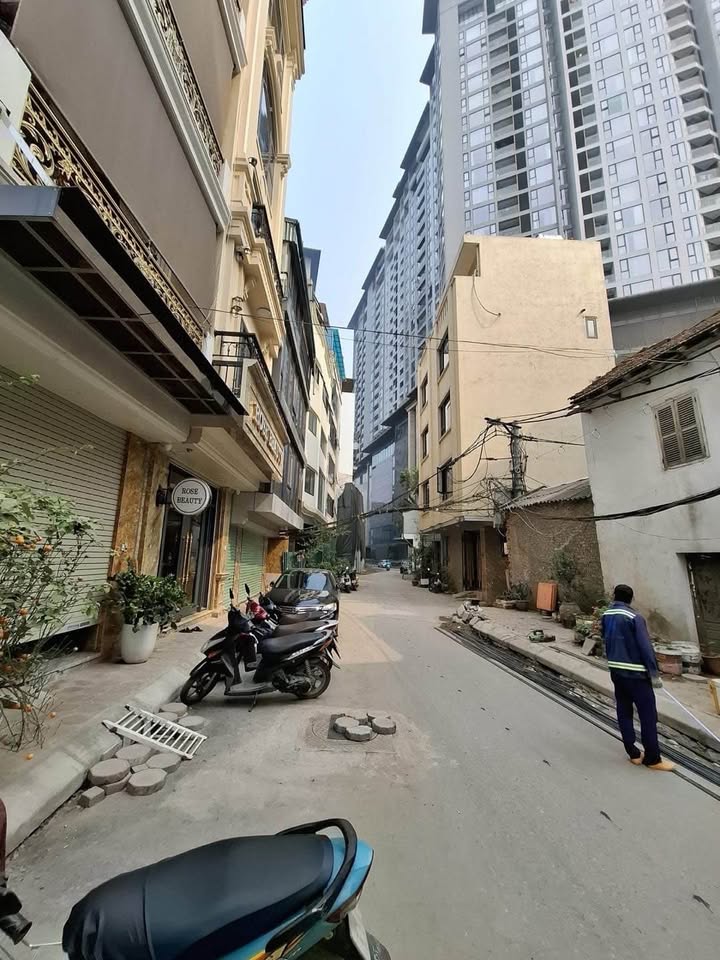 Đất mặt phố Thụy Khuê, Tây Hồ 198m² giá 95 tỷ - Cơ hội đầu tư hấp dẫn!