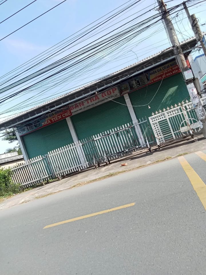 Kho xưởng Giồng Trôm 600m² giá 5.5 tỷ - Đầu tư sinh lời ngay!