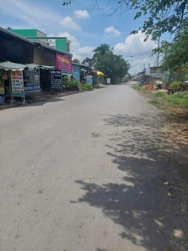 Đất nền khu công nghiệp Giao Long 3500m² giá 10.5 tỷ - Tiềm năng đầu tư lớn!