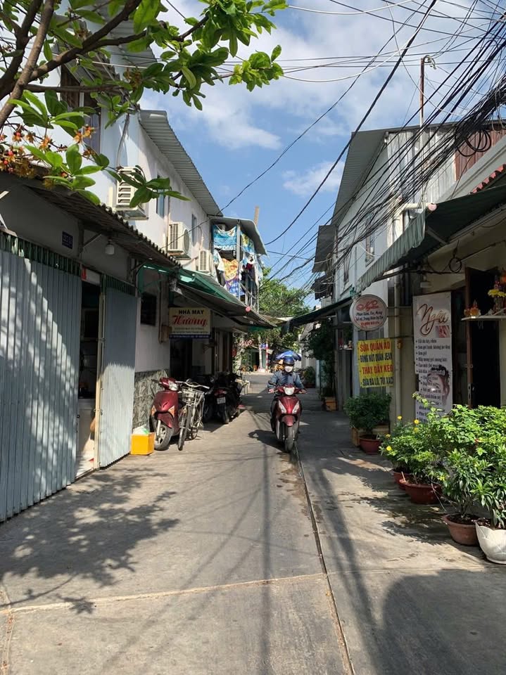 Nhà hẻm 3.5m Liên Tỉnh 5, Quận 8, 75m² giá 4 tỷ - Chính chủ bán gấp!