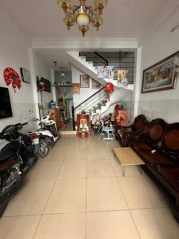 Nhà phố Quận 8 48.6m² giá 7 tỷ - Hẻm đẹp, gần mặt tiền!