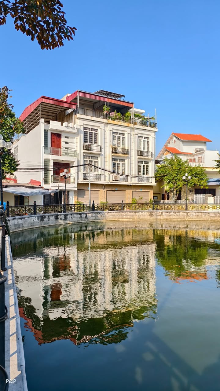 Nhà 3 tầng Đằng Lâm 52m² giá 4.15 tỷ - Ô tô vào tận nhà, view Hồ tuyệt đẹp!