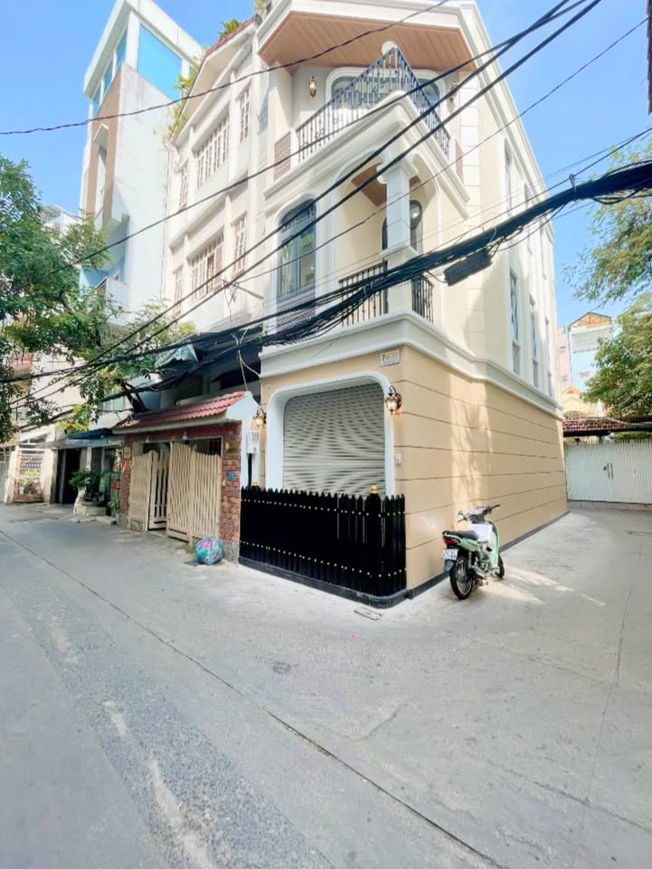 Nhà phố đường số P4, Quận 4, 34.2m² giá 8.799 tỷ - Thiết kế hiện đại, chính chủ bán gấp!