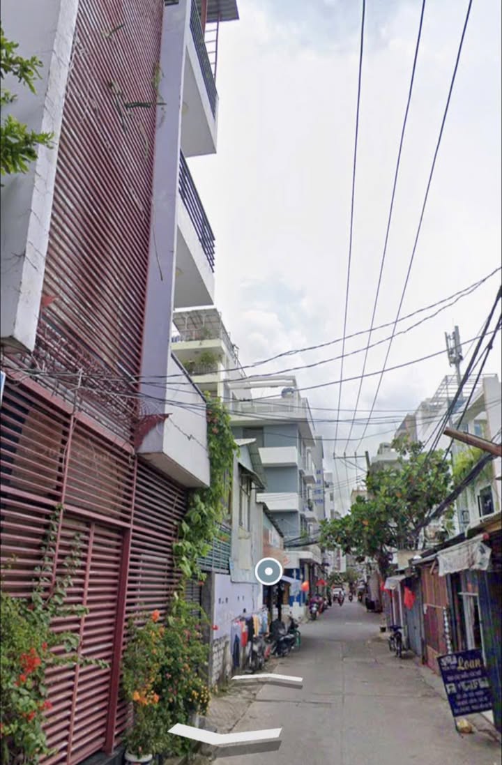 Nhà 300 Nguyễn Văn Linh, Quận 7, 100m² giá 7.5 tỷ - Sổ hồng riêng, cho thuê 10 triệu!
