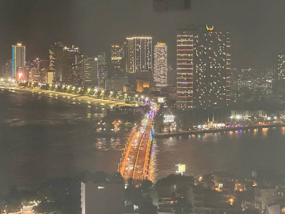 Chung cư Napoloen Nha Trang 2PN giá 11 triệu - Tầng cao view biển tuyệt đẹp!