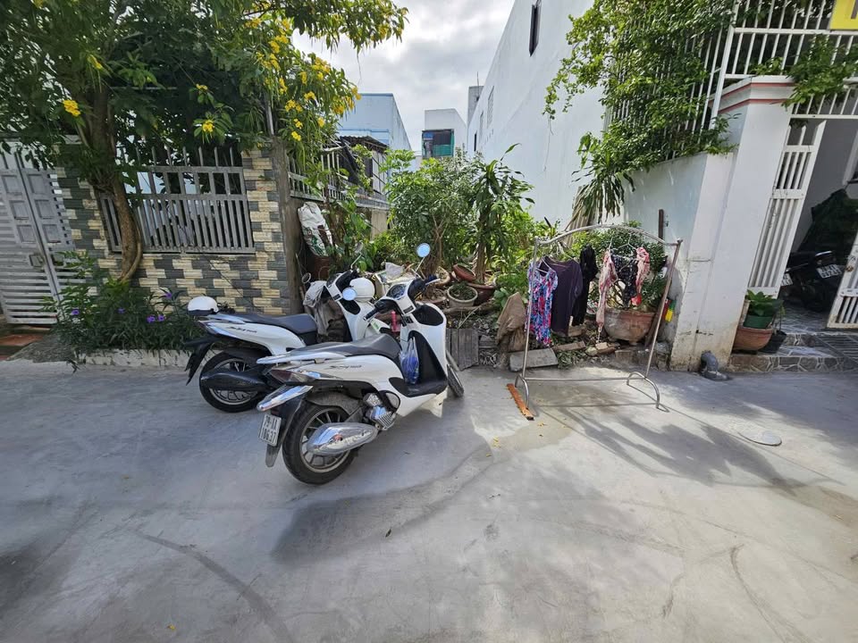 Đất hẻm ô tô Vĩnh Hải Nha Trang 111m² giá 4.8 tỷ - Cách biển chỉ 1.2 km!