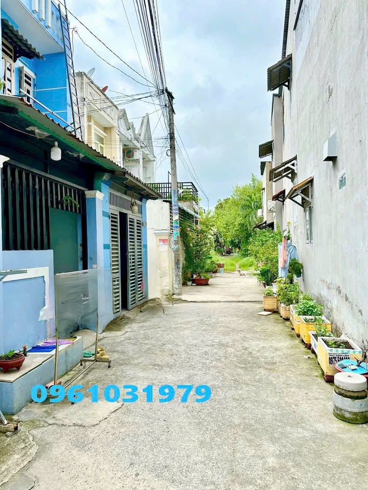 Đất nền Ấp 3, Bà Điểm, Hóc Môn 132m² giá 3.2 tỷ - Sổ đỏ chính chủ, vị trí đắc địa!