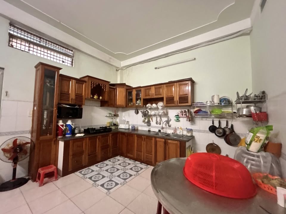 Nhà mặt tiền đường Vương Thừa Vũ, Đà Nẵng 100m² giá 9.8 tỷ - Cơ hội đầu tư hấp dẫn!