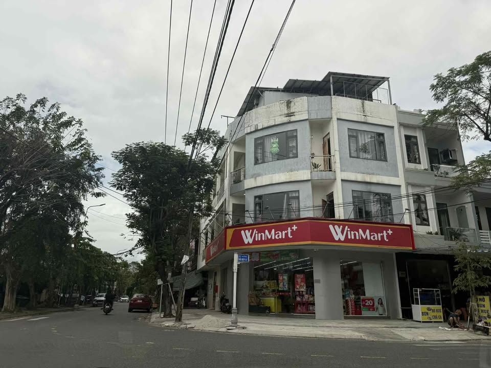 Đất nền 100m² mặt tiền Nguyễn Xí, gần Hồ Quý Ly, giá chỉ 6.2 tỷ - Cơ hội đầu tư tuyệt vời!